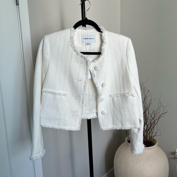 NWT URBAN REVIVO Off White Two Piece Fringe Blazer And Skirt Set - Picture 1 of 7